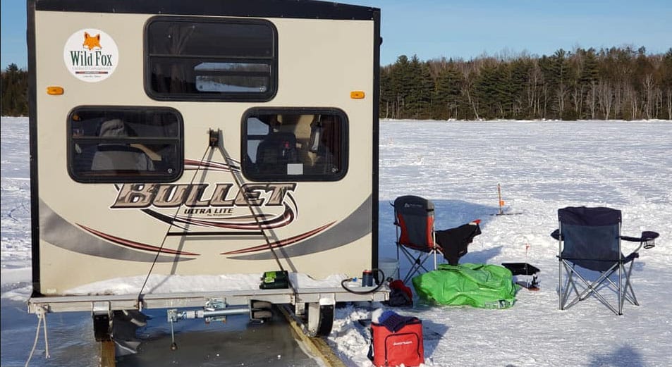 Ice Shack Rental - Wild Fox Cabins & Campground